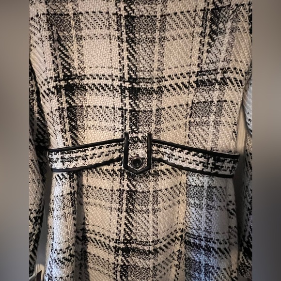 Women’s Heavy Dress Coat by IZ BYER Size Small - Picture 3 of 10